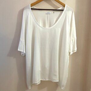 DKNY Women’s Lightweight Blouse Top Size 1X White Satin Oversized Minimalist